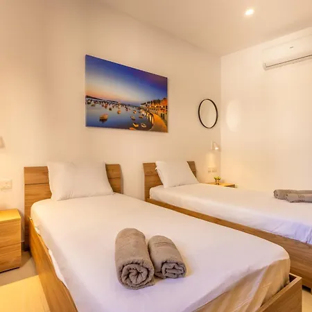 Stylish Near & A Few Minutes To The Promenade By Quicktrips Msida