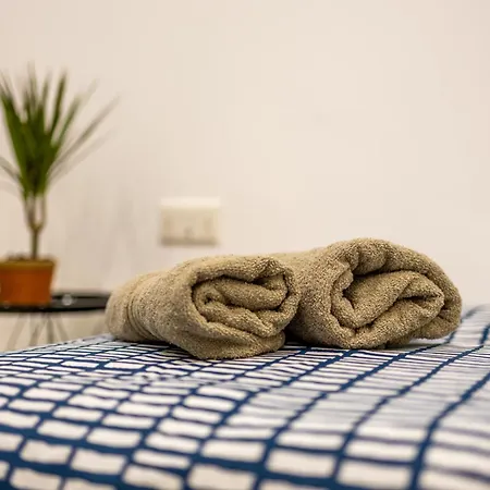 Apartman Stylish Near & A Few Minutes To The Promenade By Quicktrips