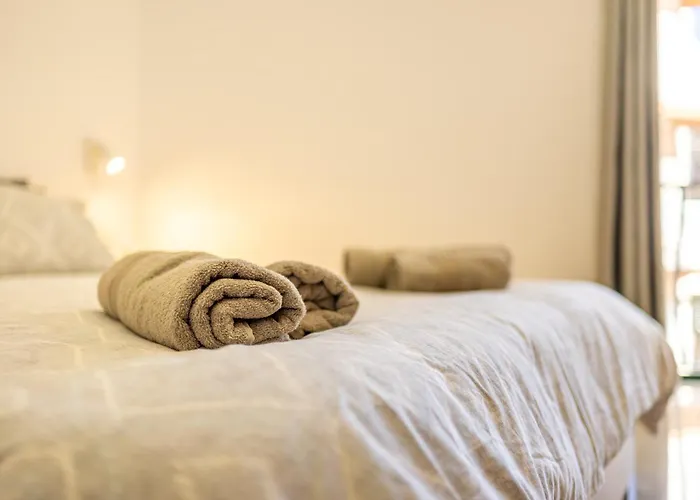 Stylish Near & A Few Minutes To The Promenade By Quicktrips Msida