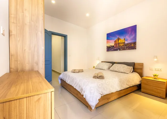 Stylish Near & A Few Minutes To The Promenade By Quicktrips Lejlighed